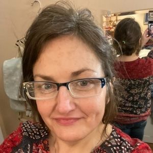 Meet your Posher, Leesa lizbeth